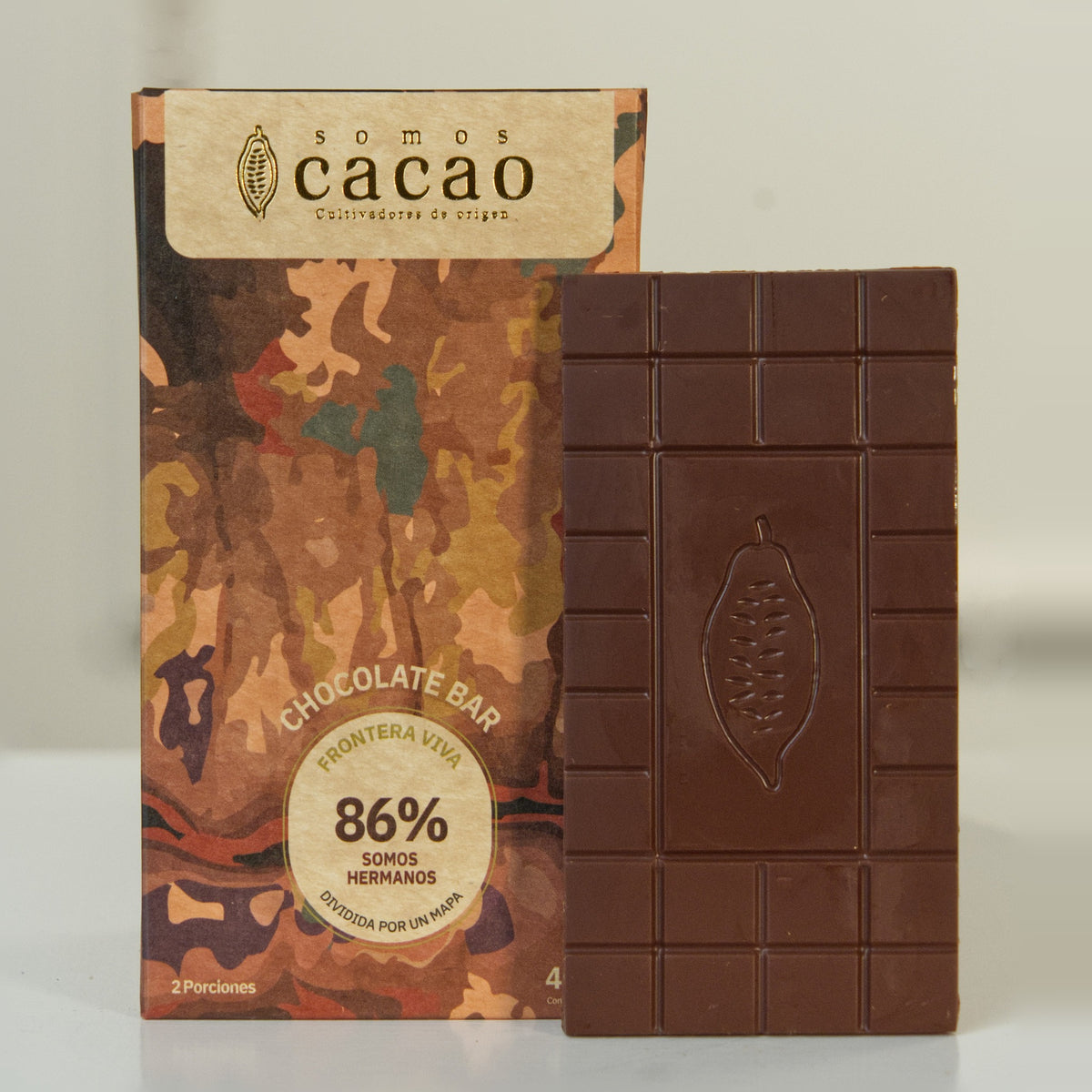Somos Hermanos · Tableta de Autor 86% · 45 g - empaque y tableta